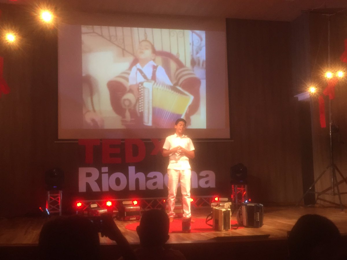 El futuro del vallenato en <a href="/TEDxRiohacha/">TEDxRiohacha</a> LuisMa orgullo guajiro.#TEDxRiohacha