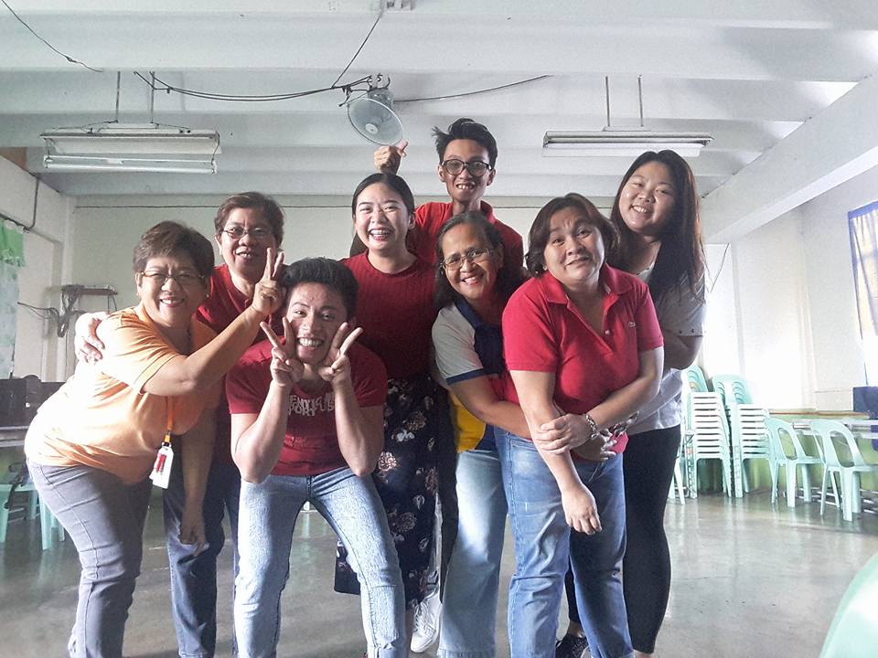 skyheart1930's tweet photo. HAPPY FRIDAY from #TeamGanda (insert Mam Josie, Boss Inday,Ka Mel,Mama Bear) π #Rooseveltians ππ https://t.co/S09ha7kYdC