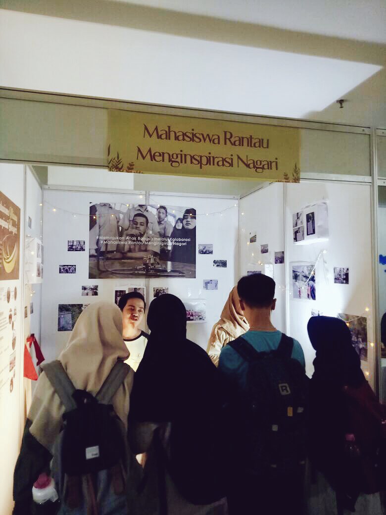 IndonesiaMotiv's tweet photo. 2. Lolos 20 besar Pengmas ITB,  Mahasiswa Rantau Menginspirasi Negeri brjuang memenangkn 2nd Int Conf Rural Dev n Community Emp #today ITB https://t.co/jkgvjFu4LX