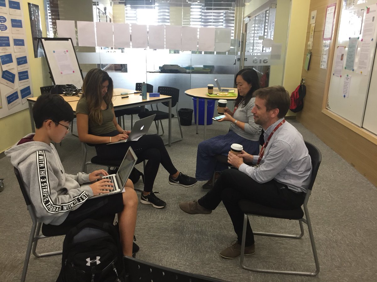 sdelaporte1's tweet photo. What’s the French Bilingual Program about? HS ss investigate with our special guest @BenoitFBP #sisrocks #ISSEdu #fsl meets #frenchnative https://t.co/4JRLQ40bkf