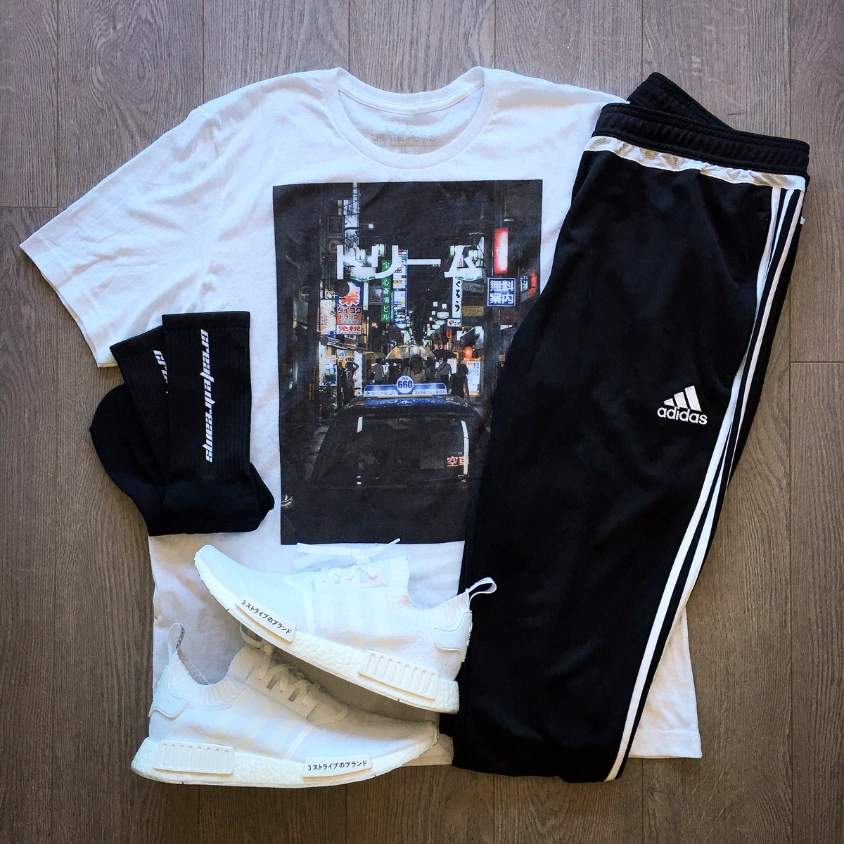 createdreamsclt's tweet photo. Show us your π₯ fits with our gear and use the hashtag #createdreamsclt for your chance to win a free shirt! ππ»
https://t.co/iAu2bd4oAR https://t.co/9I4Pgd2P3s