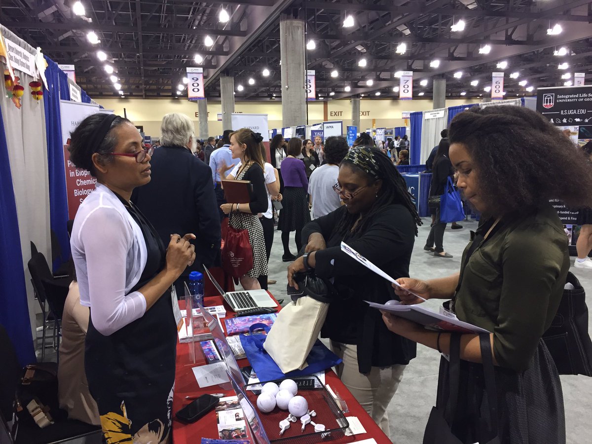 FanuelMuindi's tweet photo. Our team was very busy today at booth # 903 @MCB_Harvard. #ABRCMS2017 #ABRCMSPhoenix2017 #stories_insci we'll be back tomorrow! https://t.co/cnefQ9AYKV