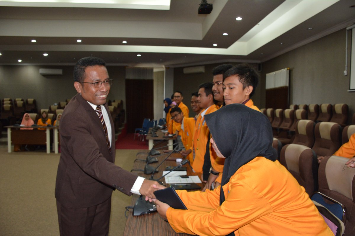 Humas_UHO's tweet photo. Pembukaan Peserta Pelatihan kewirausahaan PMW UHO
#RuangSenatLt.4 #RektoratUHO #tgl 2 s/d 5 Oktober 2017 https://t.co/5I0O4Ekj5h