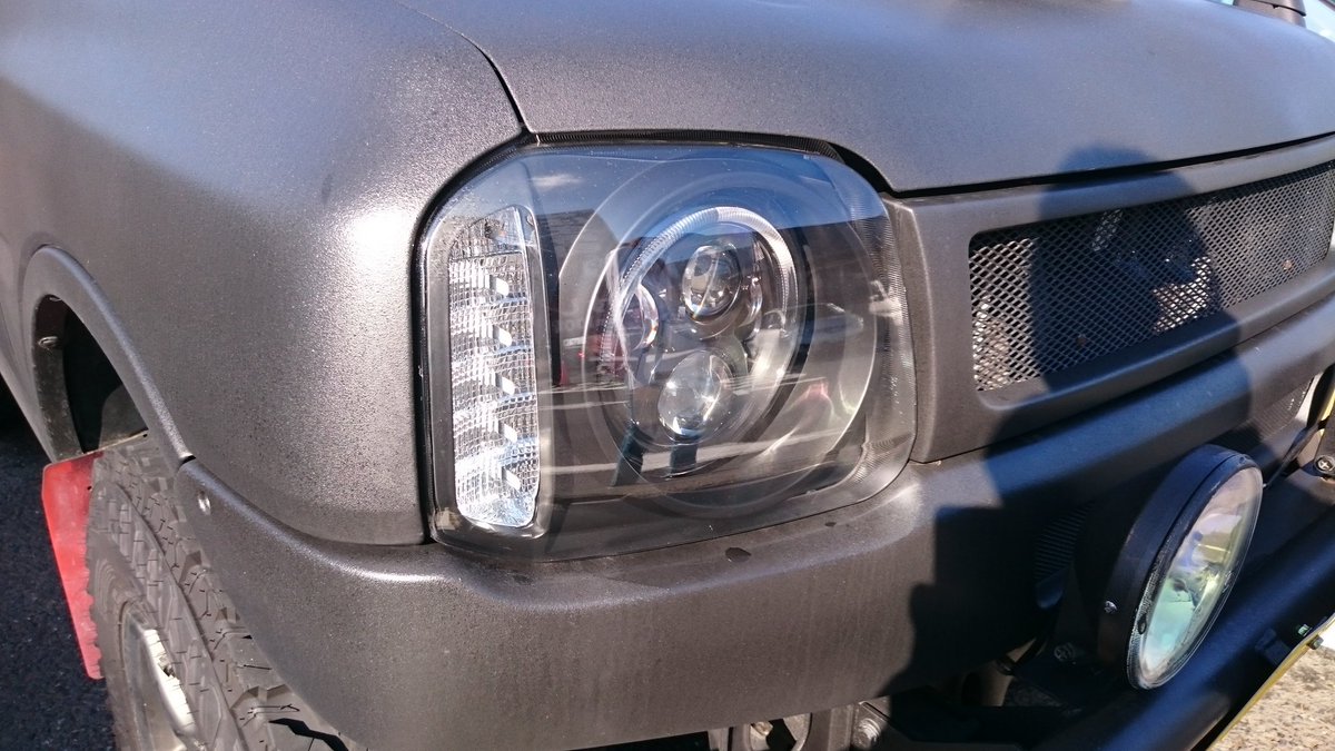 ガイコツ歩兵 A Twitteren Apio で買ったts7も早10年 Sas で気分転換に足回りと電気関係入れ替えましたｹﾄﾞ 何ｺﾚ 水没して る 元々あまり信用してなかったのでﾍｯﾄﾞﾗｲﾄだけは自分で防水加工してたので大丈夫でしたが お見事ですね ジムニー Jb23 Ledヘッド