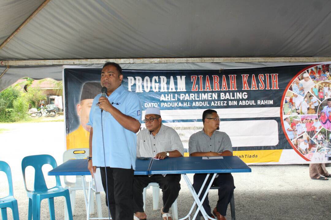Baling_P016's tweet photo. Ziarah kasih MP Baling @azeezputera sentiasa dilaksanakan. Hari ini di PDM bt7 Jln Kroh. Baling https://t.co/rDC53k82CK