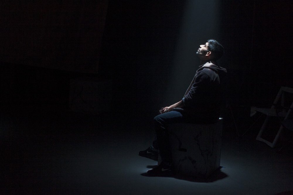 OpeningNight_'s tweet photo. #Review BE//LONGING "Highly emotive & passionately delivered" @takebacktheatre #UoMmigration https://t.co/VOnp8YUVhf https://t.co/dCuQI1crAf