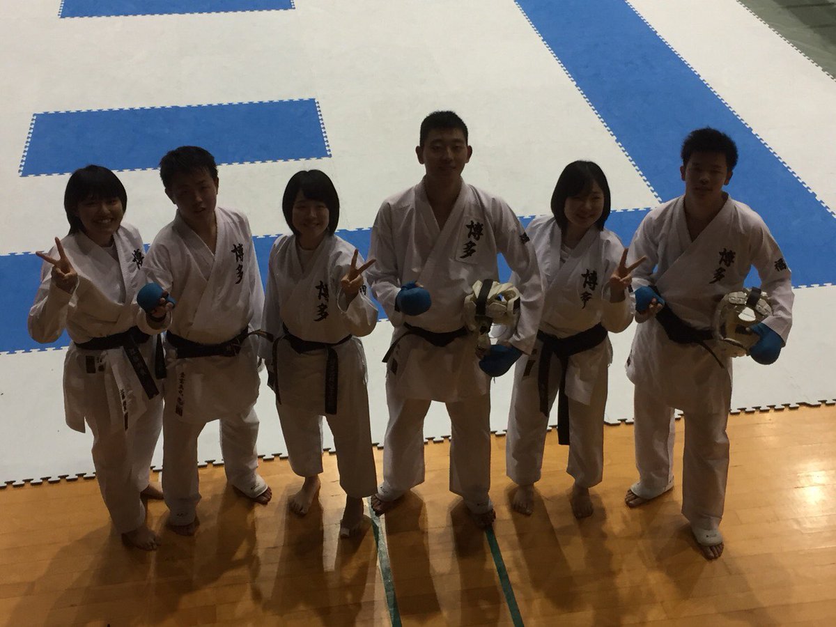 sinkichi1204's tweet photo. 今日が本当空���人生最後の試合でした！！
楽しかった！！
あといっぽでまけて準優勝やった。
だいご、けんしょうと団体組めて良かった！いい思い出！！！
ありがとう😊
女子もすごかったよ〜！
お疲れ様でした！！ https://t.co/gGO7l6U6sM