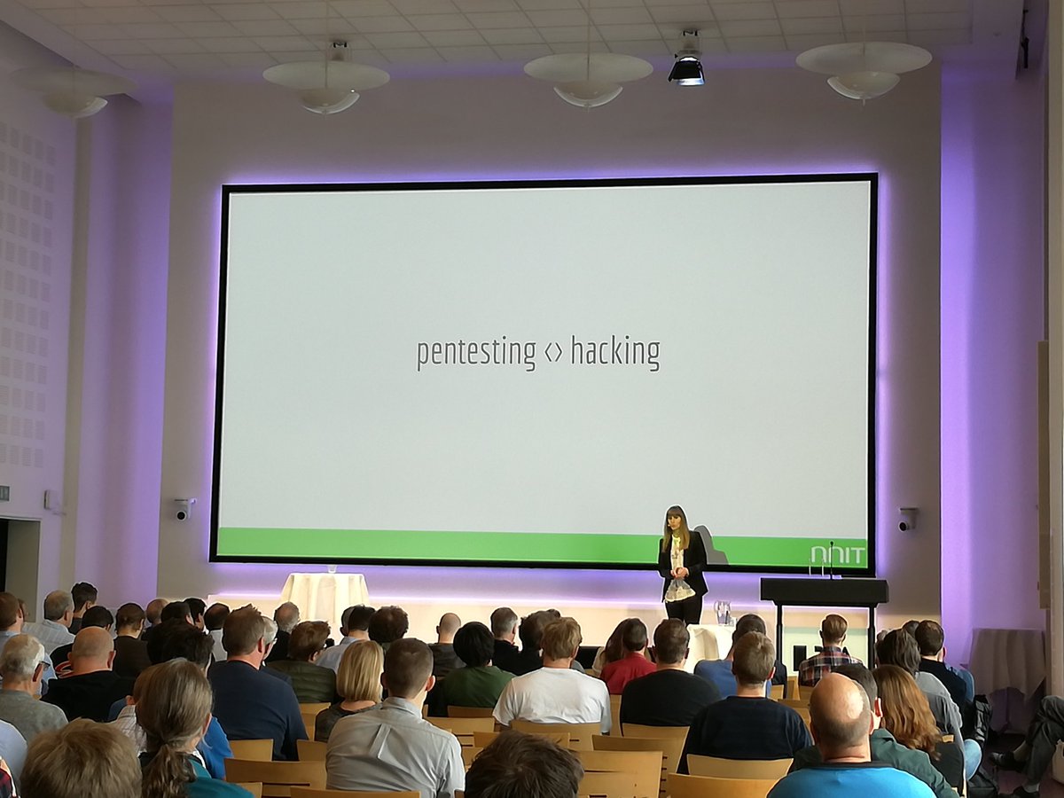 Josefinegj8's tweet photo. »Hackere kan betragtes som internettets imunforsvar« - Lone Juul Christensen, NNIT #drivingit17 https://t.co/de37KcSKMh