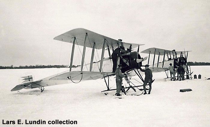 warplanefeed's tweet photo. Avro 504, 1914, widely used British trainer of #WW1 https://t.co/9aRW1JfvTX