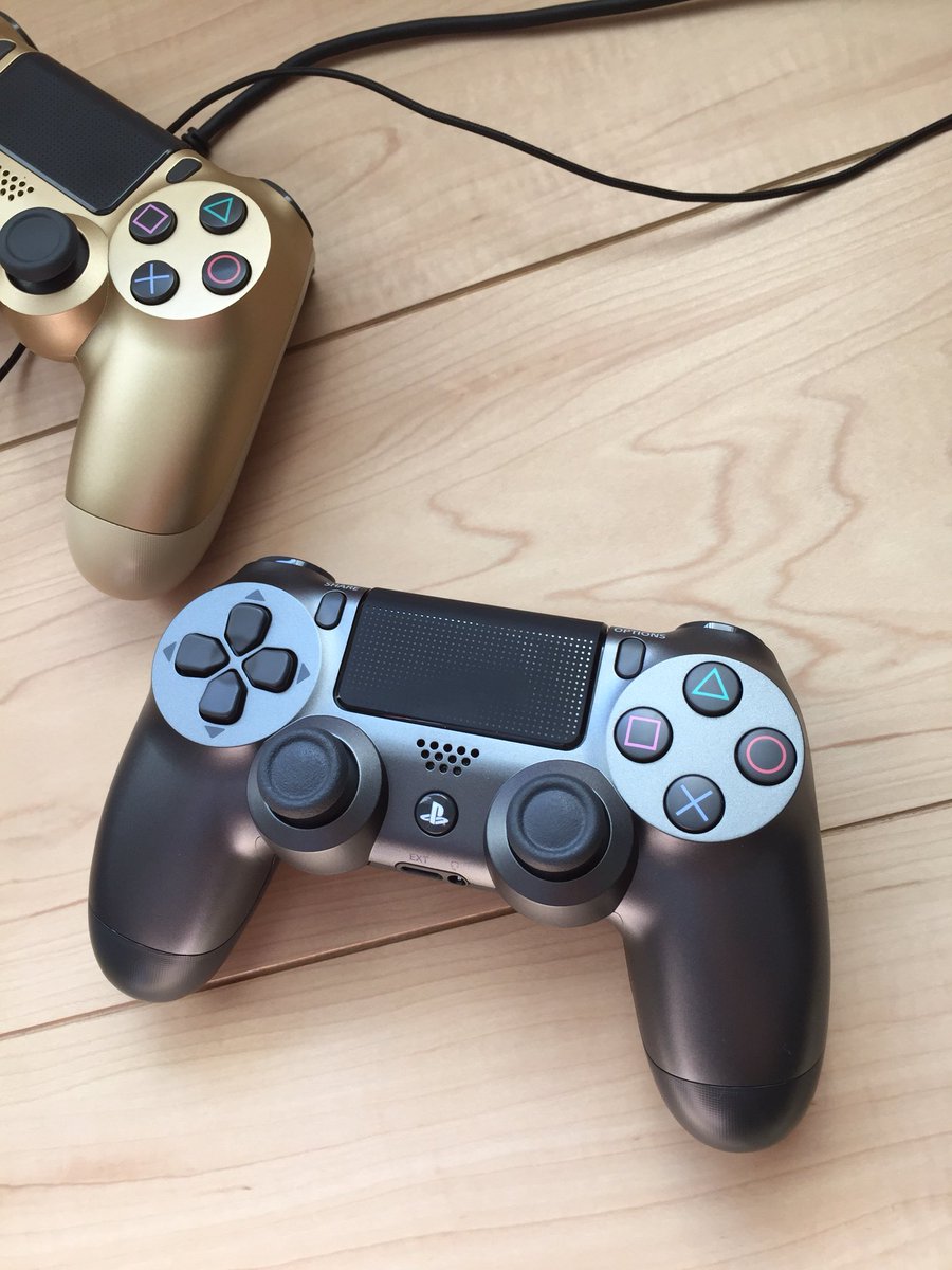ট ইট র ラジオ これで3代目ですわ 先代 ゴールド の左スティック 押込み やっぱ走るゲームだと勝手に走るの止まっちゃうんで デッドバイデイライト なんか開始早々キラーに捕まるという圧倒的ハンディキャップ 罰ゲーム以外のなんでもないこの ট ইট র ラジオ これで3代目ですわ 先代 ゴールド の左スティック 押込み やっぱ走るゲームだと勝手に走るの止まっちゃうんで デッドバイデイライト なんか開始早々キラーに捕まるという圧倒的ハンディキャップ 罰ゲーム以外のなんでもないこの
