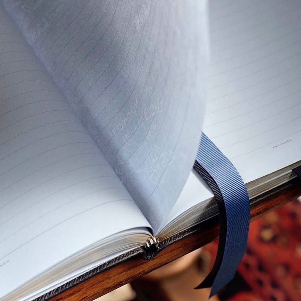In 1908, Frank Smythson create the first practical, lightweight and portable diary. Today, our diaries are still c… ift.tt/2zaFJRU