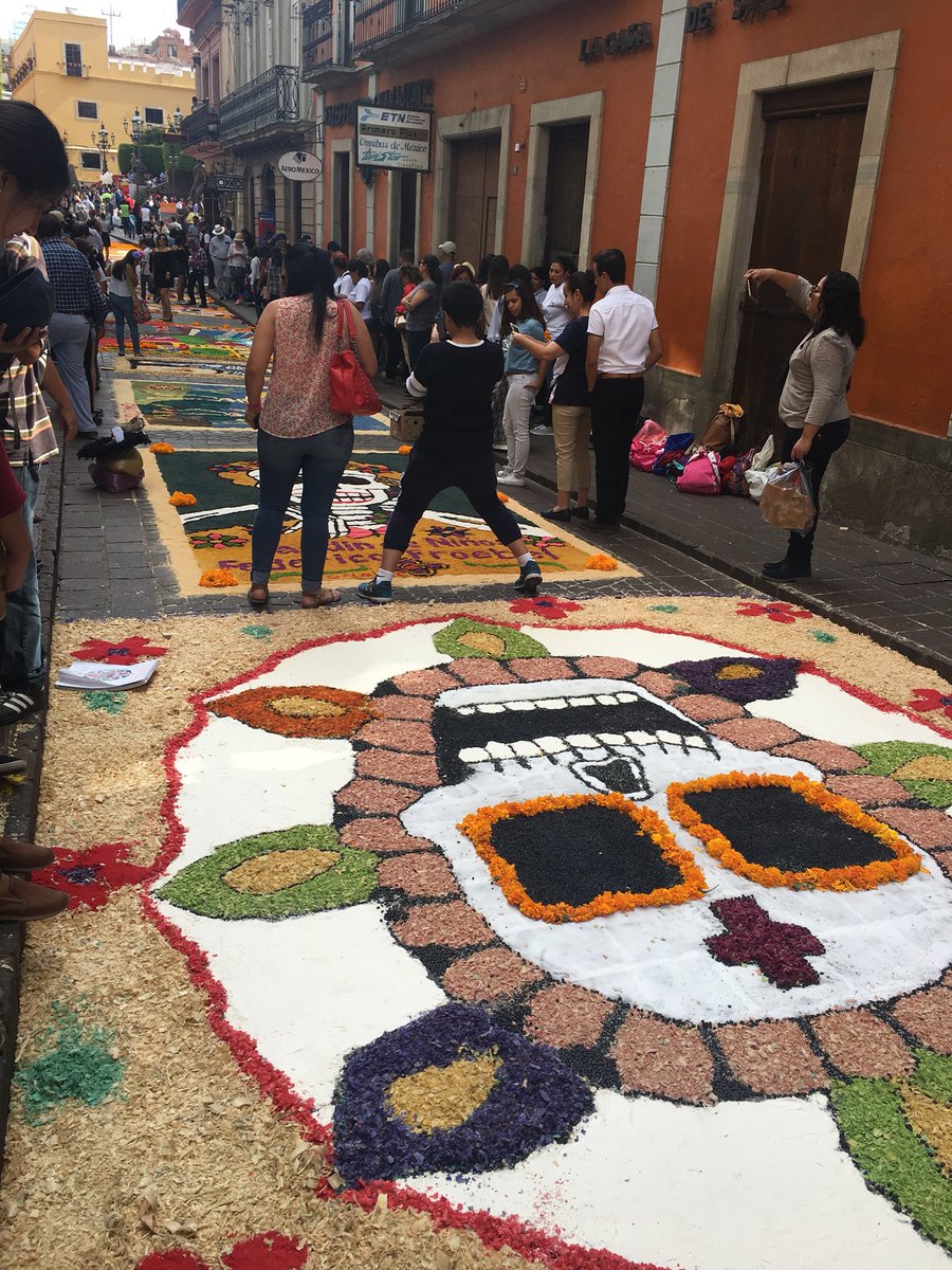 #usfdiademuertos