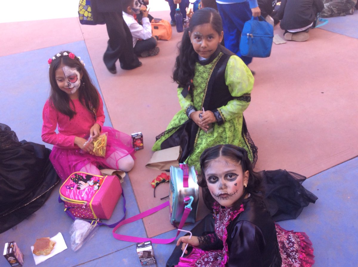 #usfdiademuertos