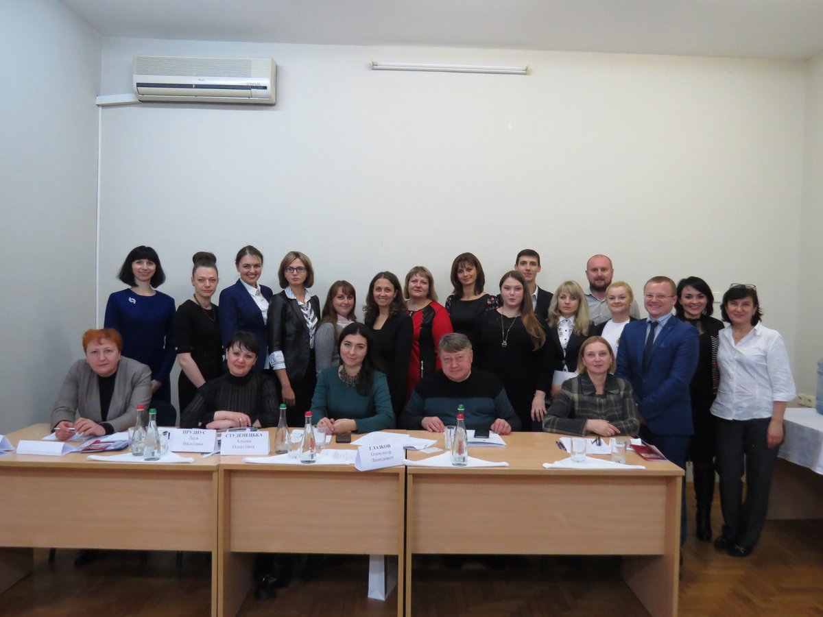 Alla_Bereza's tweet photo. Без зайвої скромності: кращі держслужбовці України) https://t.co/1k49RD0DCR