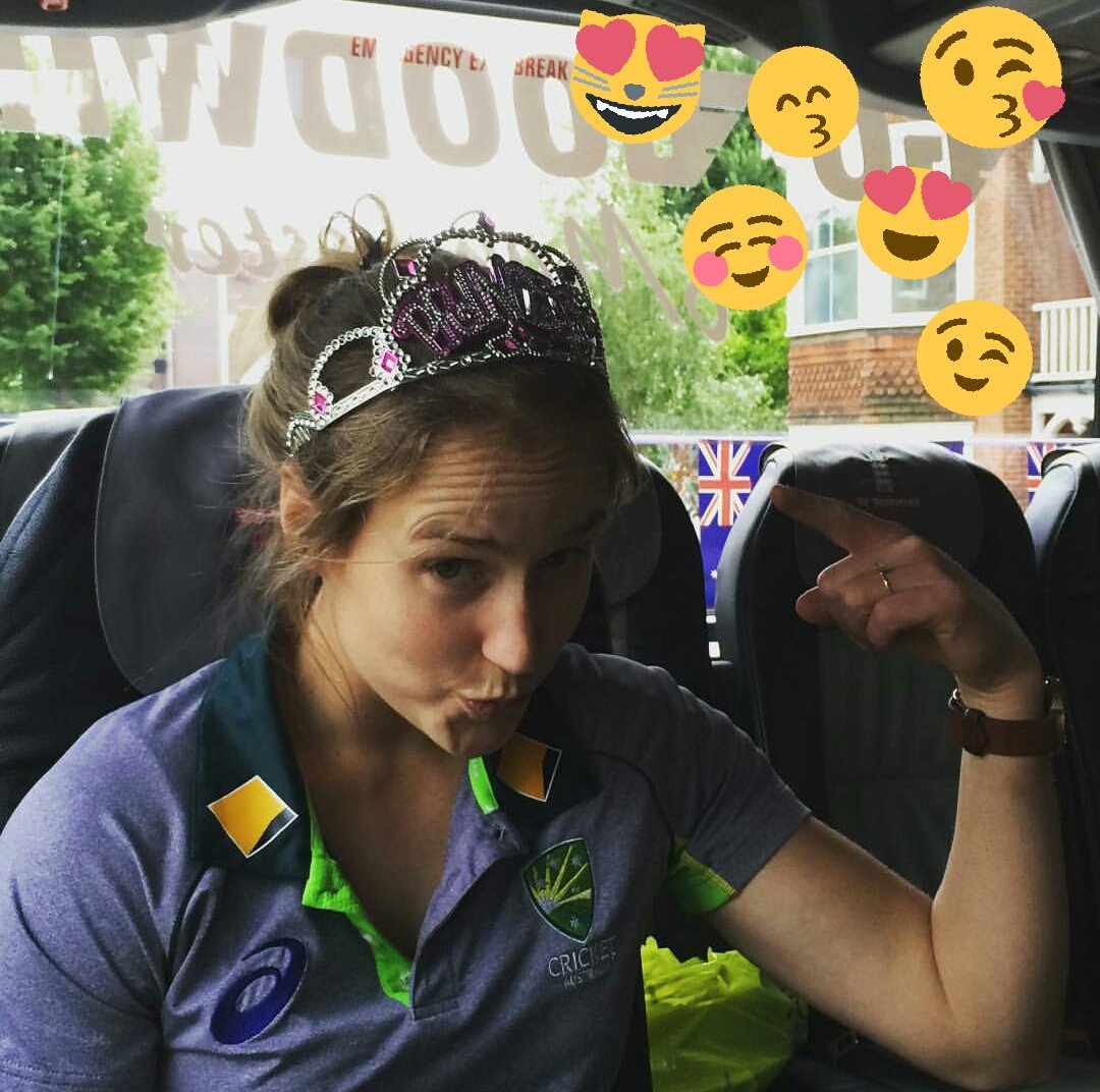 Happy Birthday Ellyse Perry     Wish you all the best to your future. 