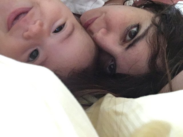 serenadp83's tweet photo. #Goodmorning  #mumanddaughter #smiling https://t.co/3wT5QimNPo