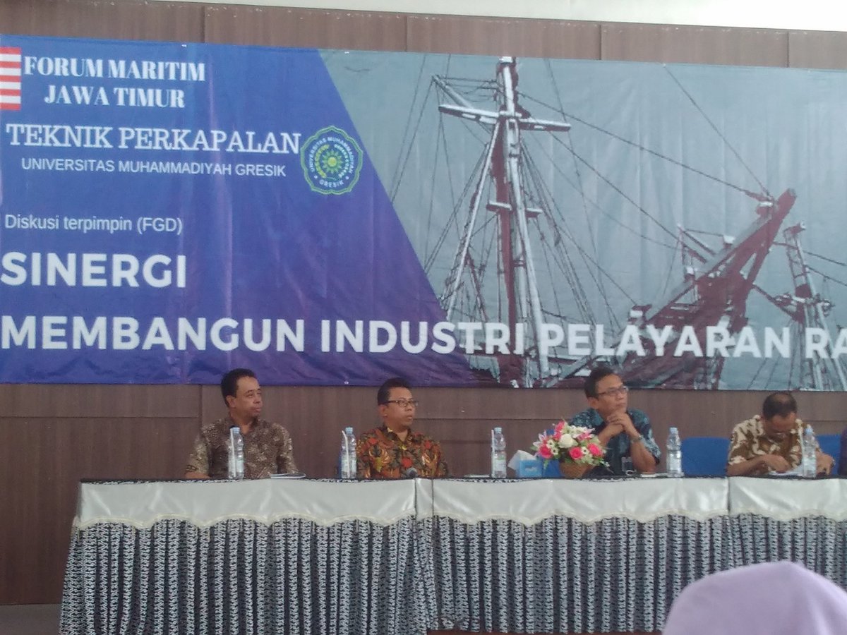 bidikgresik tweet picture