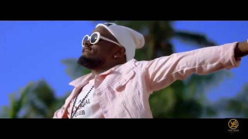 nsumaiah1's tweet photo. This video left my muscles standing I need a Superman t cum me down someone shld b my man blss ykeebenda https://t.co/K2FmIWMHd0