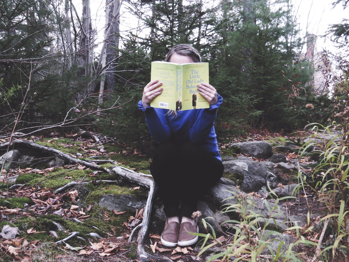 ClassyAccident's tweet photo. #OnTheBlog 
#Books to read this winter! 
Visit #LinkInBio 
#Goodreads #readinglist #winterreads #readmore https://t.co/oR3YaI5CzF
