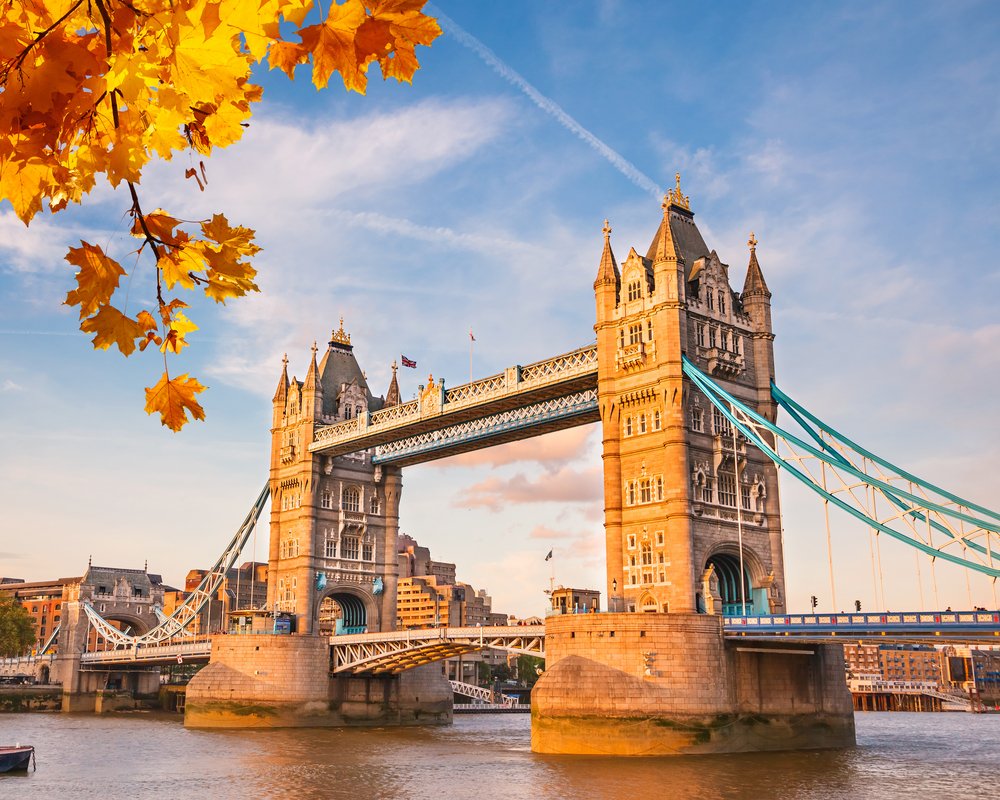 LDNExplorerPass's tweet photo. Download your free London guide and tube map to get a head start on your travel planning! https://t.co/ZEKuPVdLZz https://t.co/5r99Ky1nZ3