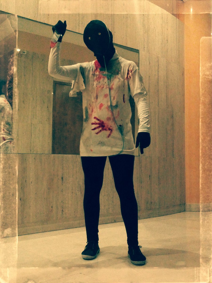 Estefania_Alvz's tweet photo. 31/10/17 - Noche de Halloween: "La Siniestra enKapuchada". #Halloween #Siniestra #Encapuchada #MiDisfraz https://t.co/IT0XxunvI8