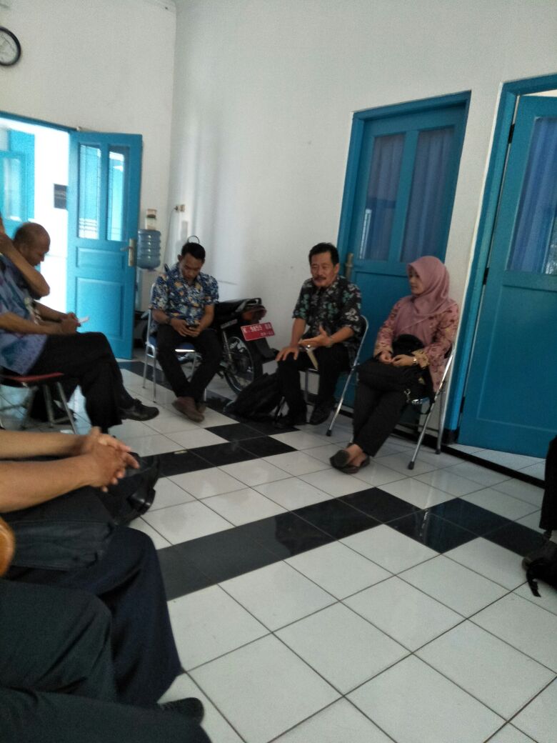 Artman_DP's tweet photo. Evaluasi dan Rncana keg penyul prikanan Pati Stiap Jumat https://t.co/0Nh77VDnMy