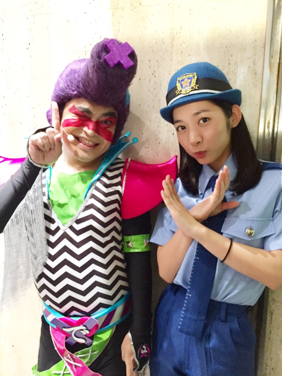 Twitter 上的 伊藤梨沙子 本日はnhk文化祭でした お越し下さった皆様 本当にありがとうございました とても楽しくてあっという間の時間でした 子供たち可愛かったなぁ 元気をたくさん貰いました デキナイヲデキルマン カズラーと撮って頂きました