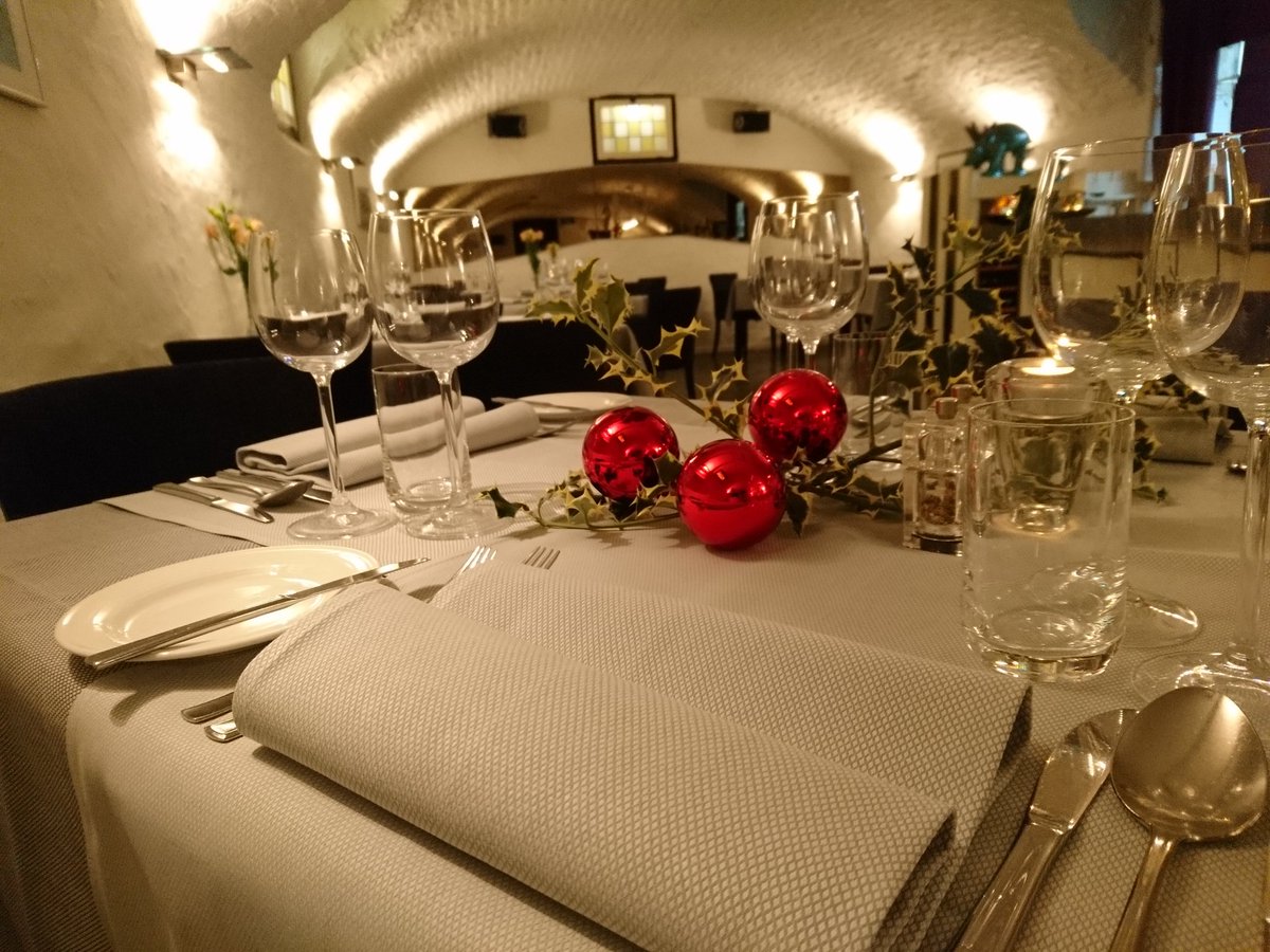 Vandaag het Kerstmenu en de catering lijst online gezet. Het wordt weer een mooi tijd. raodhoes.nl