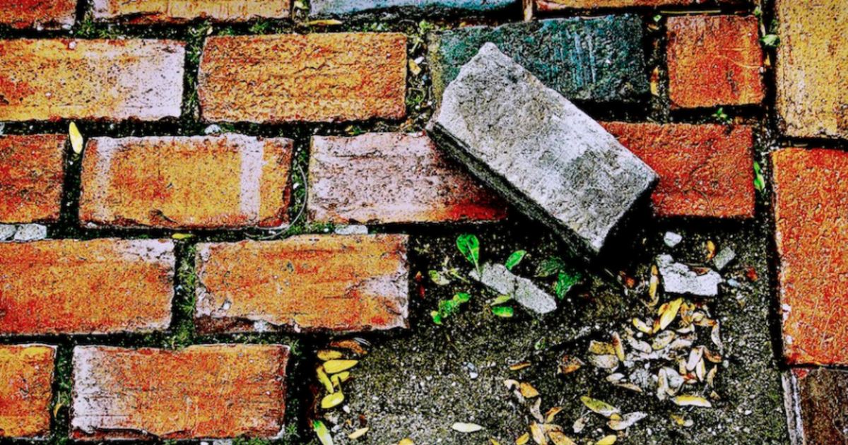 видеть во сне кирпичи. сон кирпичный 8. веретельник наталья сыктывкар. кирпичная кладка. прикольных снов.