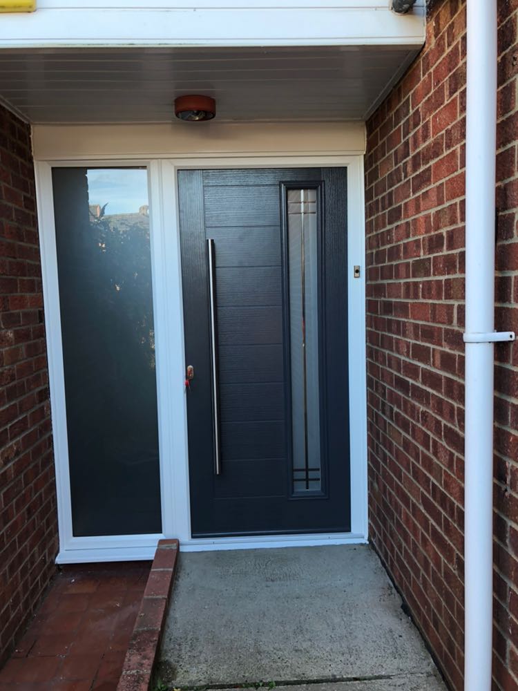 diamondwindow84's tweet photo. The Monza 2 fitted in Colchester! Looks great! https://t.co/VoCPmN2vqW
