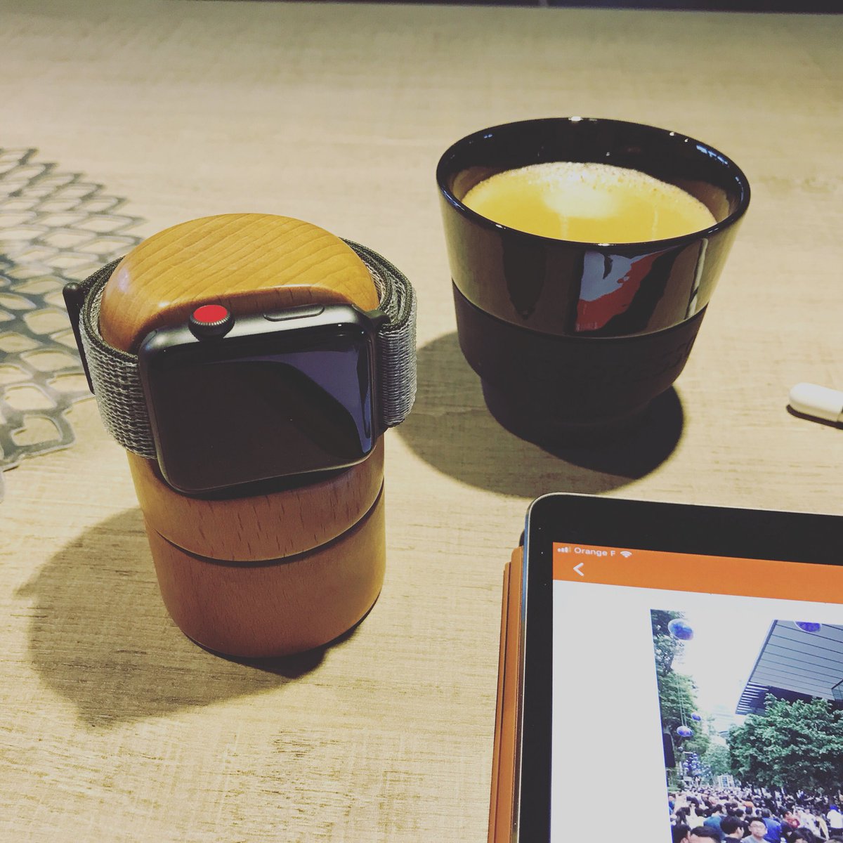 padawanlab's tweet image. Bon #iPhoneX day à tous (les chanceux). De notre côté pas de X mais un petit café avec #TotmTravl —&amp;gt; plus que 10j tplust.me