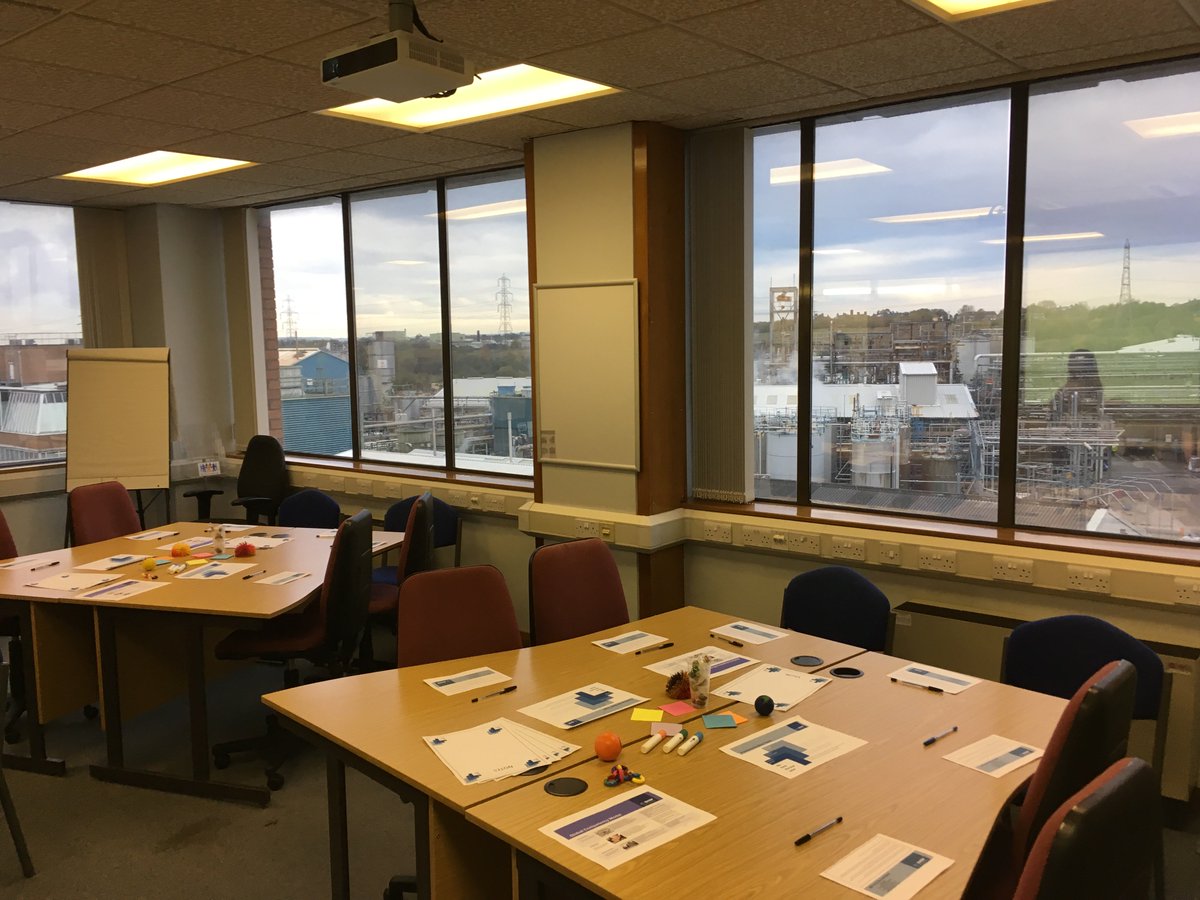 griff_lee's tweet photo. All prepped for work with the BASF Young Persons Network this morning 😀 #BASF #Collab4Achievment https://t.co/pimwZL8f6x
