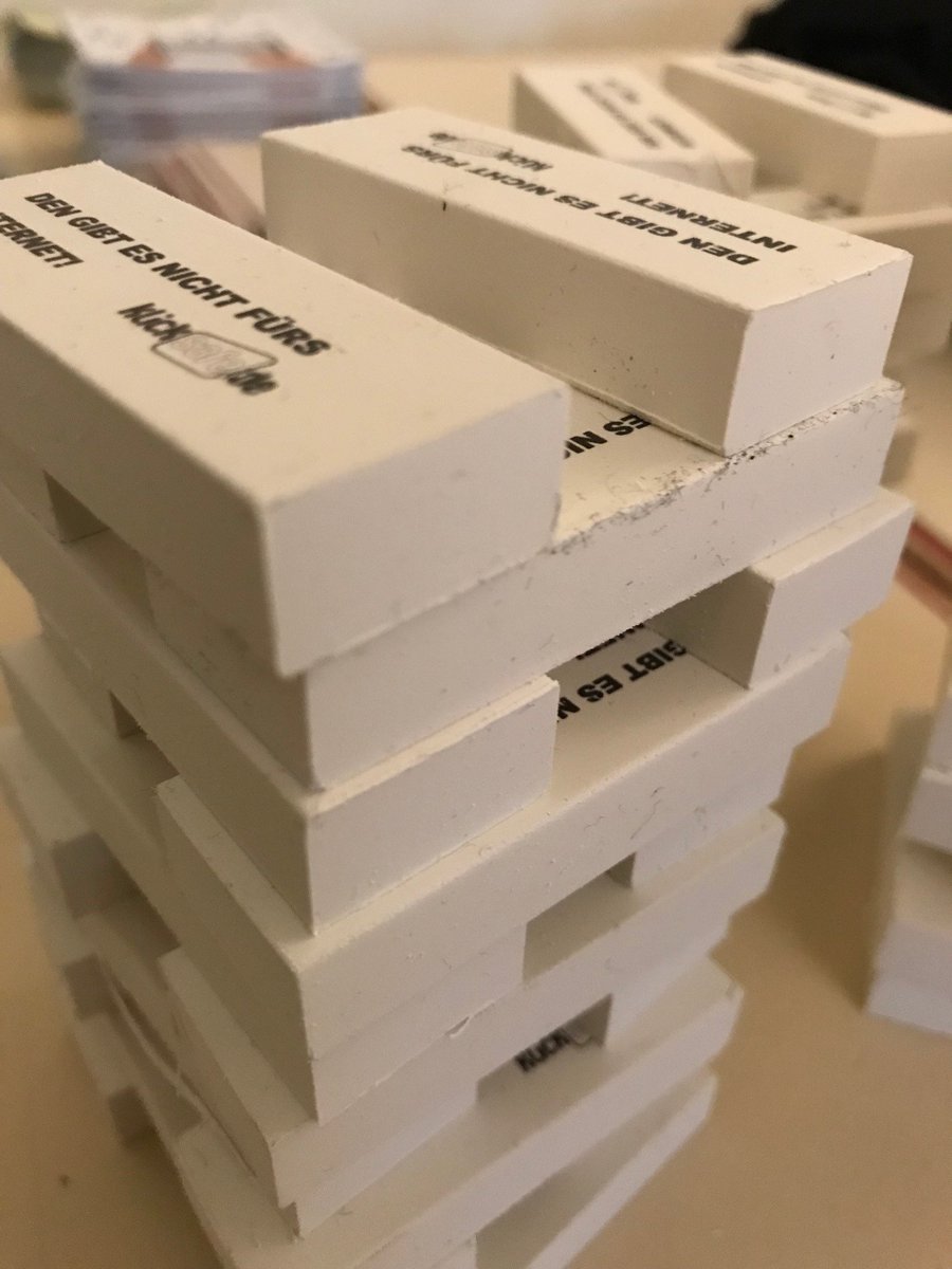 klicksafe's tweet photo. Die #WebDays2017 starten und klicksafe ist dabei! Infos zur Veranstaltung unter https://t.co/wN0LQ3tUGO https://t.co/TprvnRbe3P