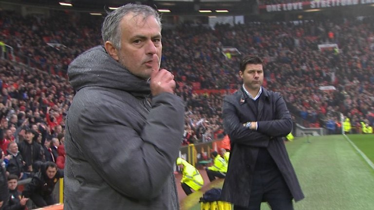 irwell2sicily's tweet photo. Here's a few sentences about Mourinho's latest antics at #mufc.. https://t.co/dHyEZYaDd4 https://t.co/sM6SMIkqU4