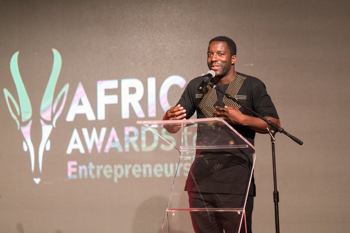 Prosper4Africa's tweet photo. The Africa Awards for #Entrepreneurship gala was a night of inspirational words @FredSwaniker @vedasunassee @Tonjebakang #AAE2017 #ALN2017 https://t.co/SFWDsMv43I
