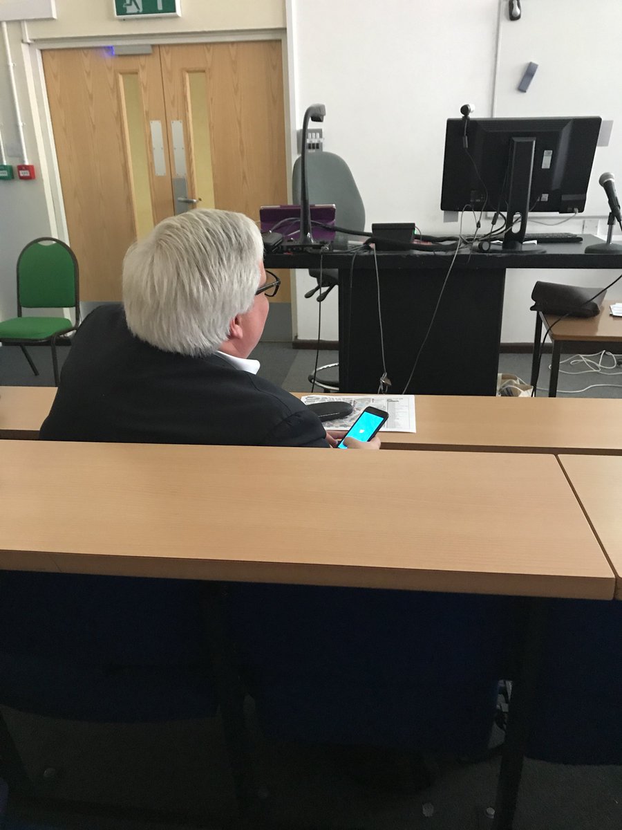 ptsacomputing's tweet photo. @mberry tweeting within seconds of the CAS Regional Conference starting... #classicmiles https://t.co/X8bv1N5gcZ