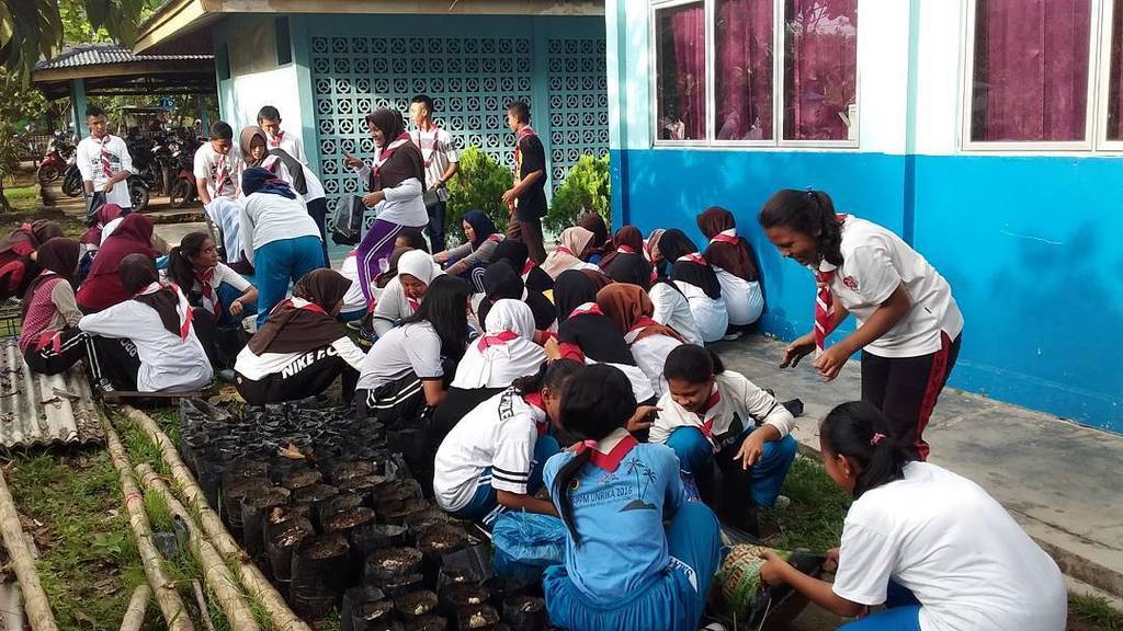 Kegiatan rutin hai jumat kakak-kakak calon penegak bantara😊
Semangatt!!!
#scouts #pramuka #pramukaindonesia #gerakanpramuka #indonesiascout…