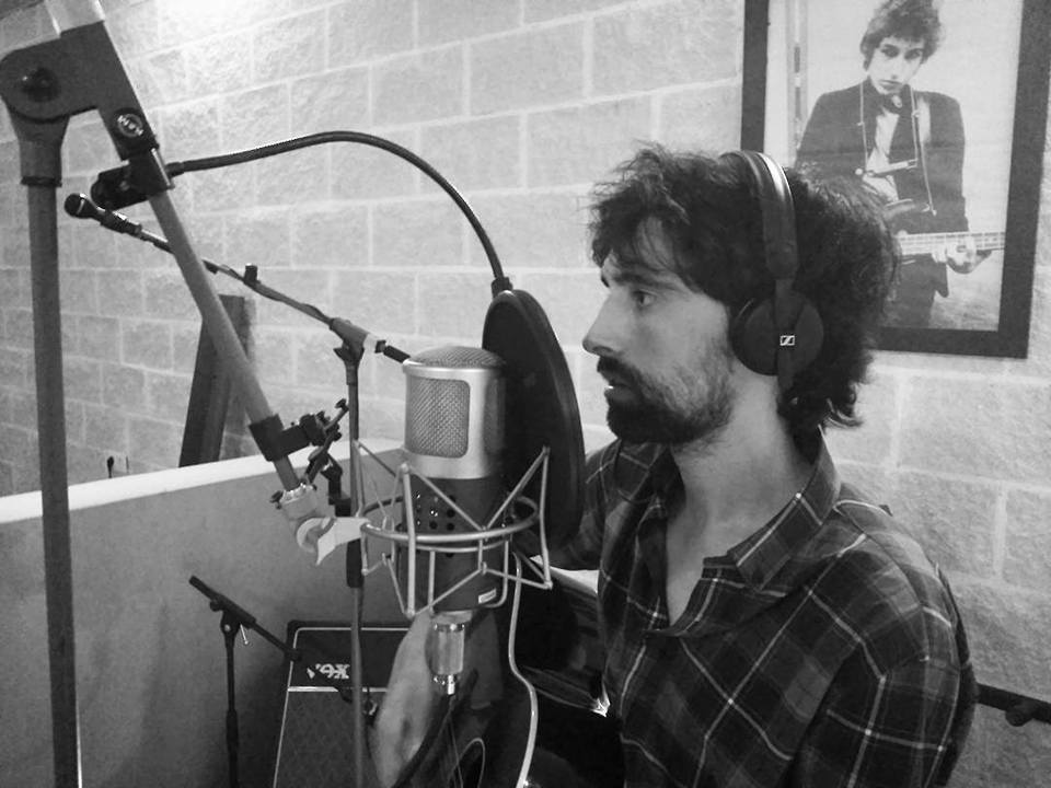 <a href="/otrorolloradio/">Otro rollo 🎙📻</a> Un disquito os dejamos por aquí para llenar el finde de música :) Buen día! bit.ly/2xO3O1b