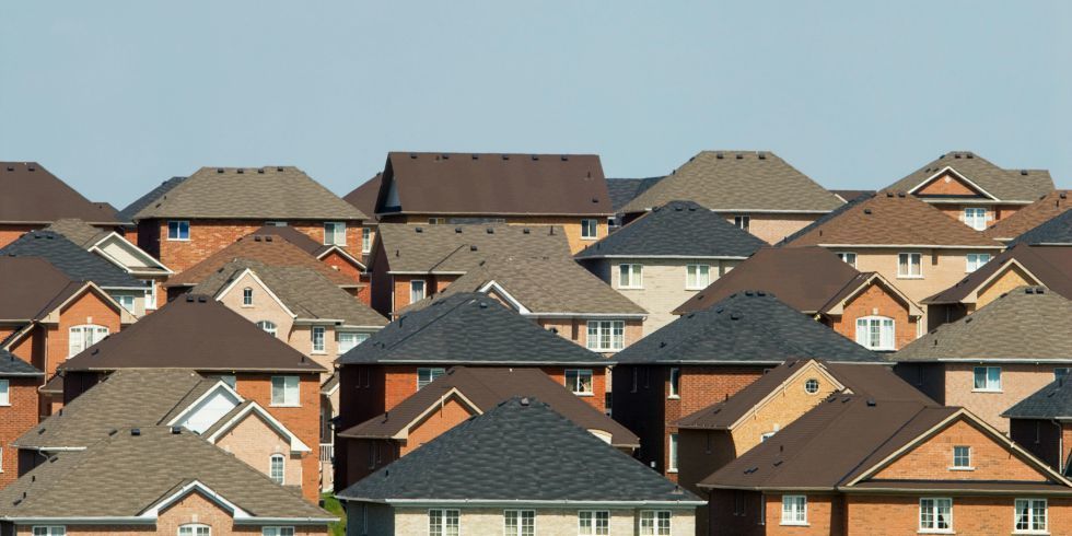 Lee_Catherine0's tweet photo. Is your #roof  durable enough to withstand the test of time?Be prepared: https://t.co/R0tO2INo1s 
#homeimprovement #roof #tips #construction https://t.co/ow298ZGmUb