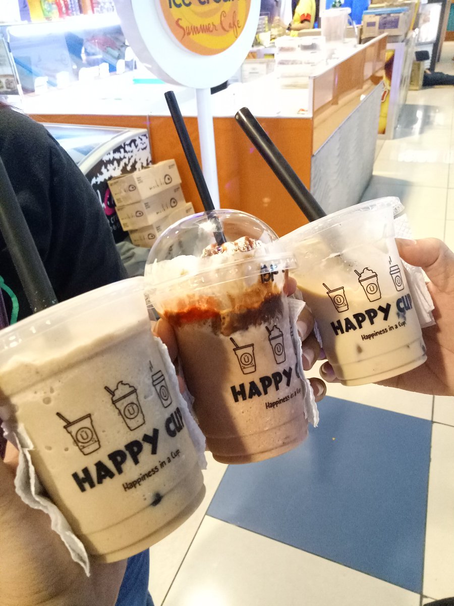 fangirlfeed_'s tweet photo. Happy Cup!!! :) #HarborPointSubic
#Okinawa #BlackForest #ChocoLoco https://t.co/aN0FyvF2gq