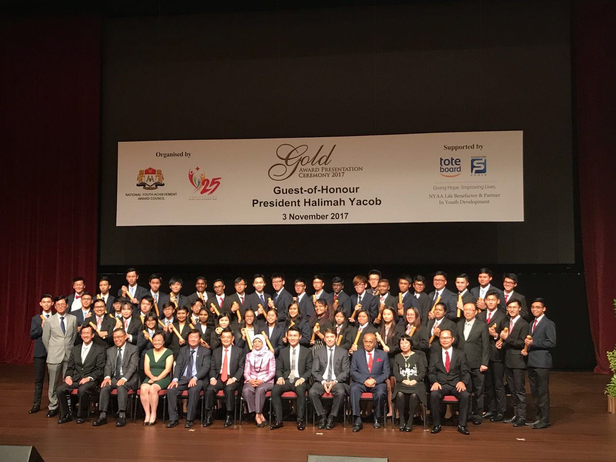 ITECollegeWest's tweet photo. Congratulations to the awardees!!!!! 

NYAA GOLD AWARD PRESENTATION CEREMONY 2017 @ITECollegeEast 

#itece #itecw #itecc https://t.co/LH6CqZIK6G