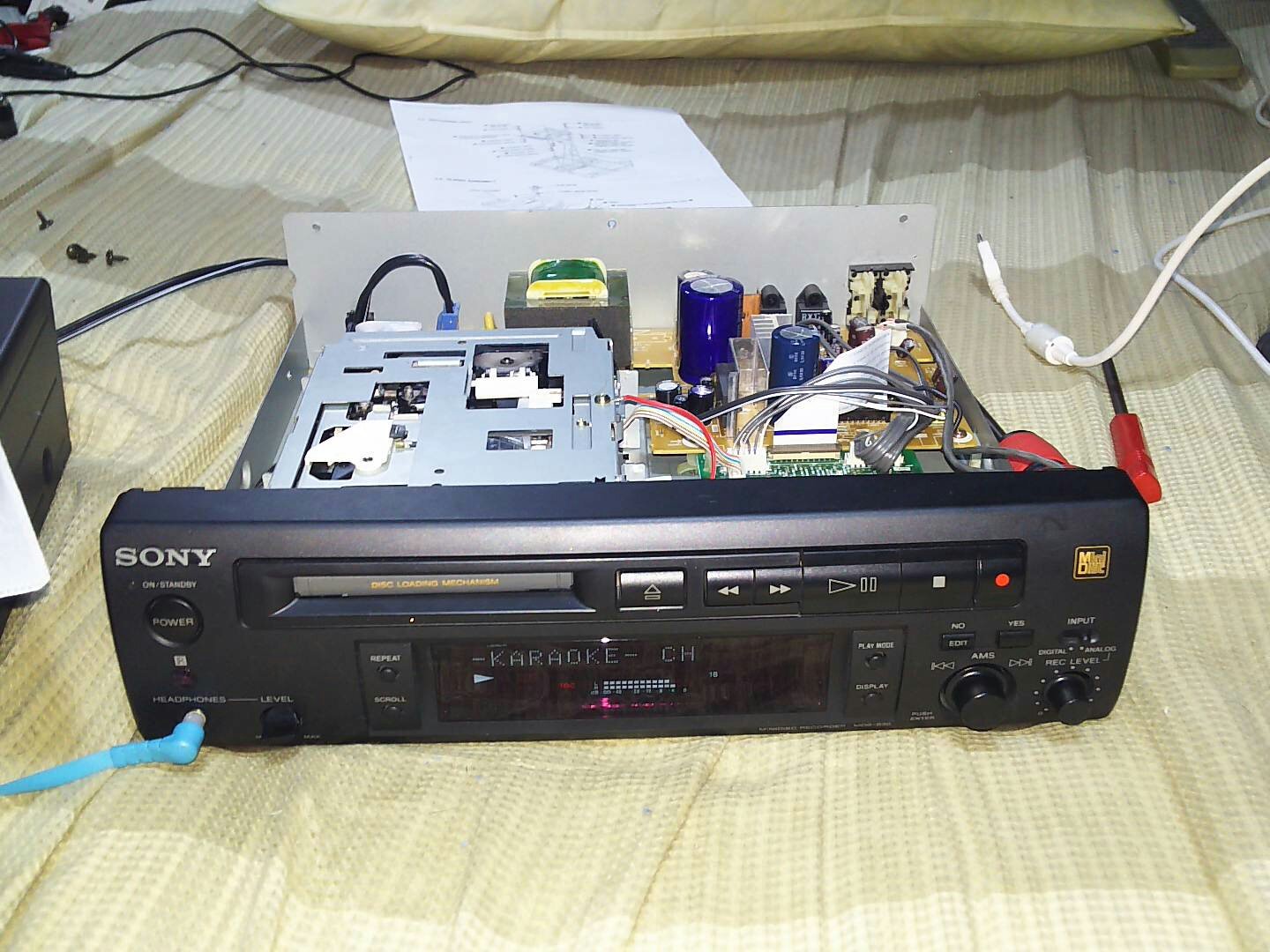 【ジャンク】　SONY MDS-S500 ジャンク】 SONY MDS-S500 SONY MDデッキ MDS-S500 【中古品