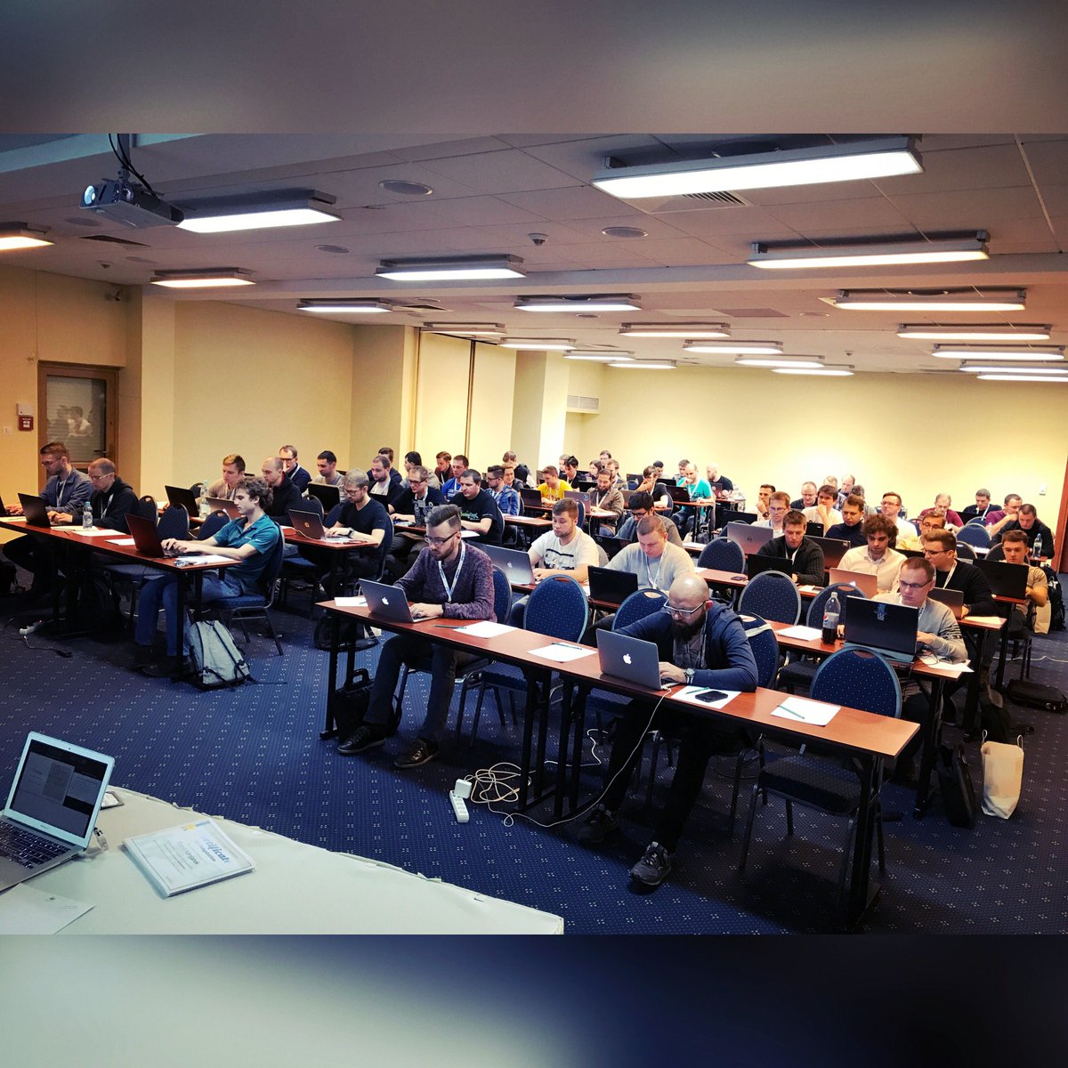 in2itvof's tweet image. Full room for our TDD workshop at @phpce_eu given by @DragonBe #phpce17 #in2testing #in2tdd