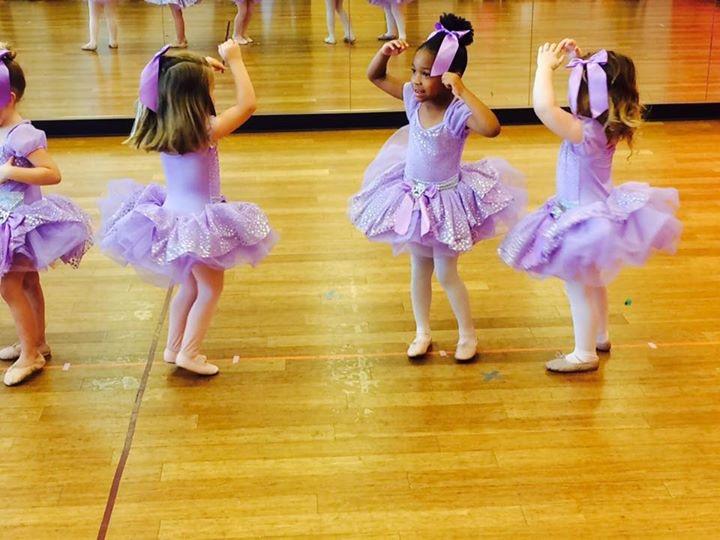 PAIYHdance's tweet photo. Holiday Camps - Come play with us and then perform for parents! https://t.co/pKF7A8y8ez https://t.co/yA7KoSXuoi