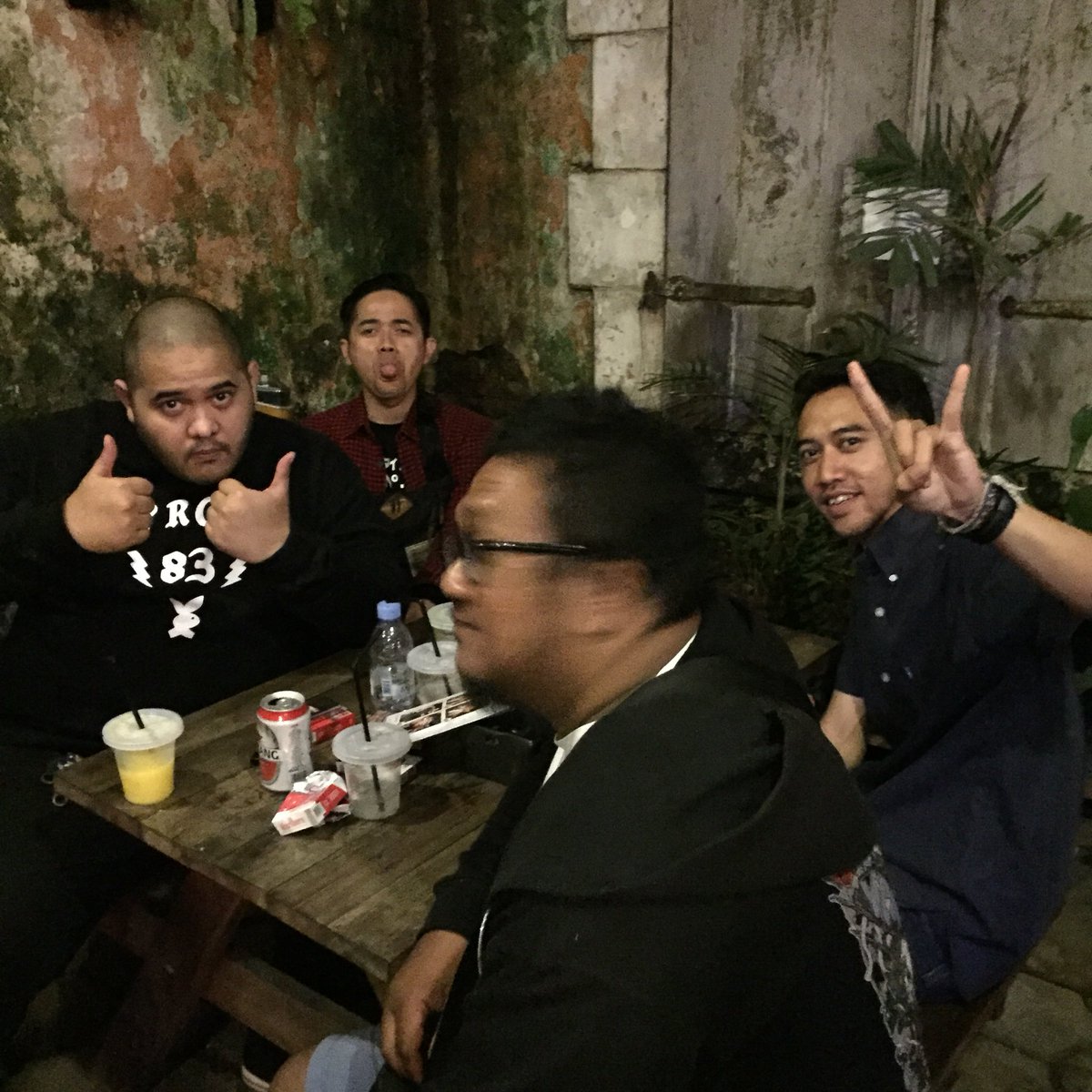 .<a href="/anintimacy_/">An Intimacy</a> vol 14 tetap bersemangat #AnIntimacy o