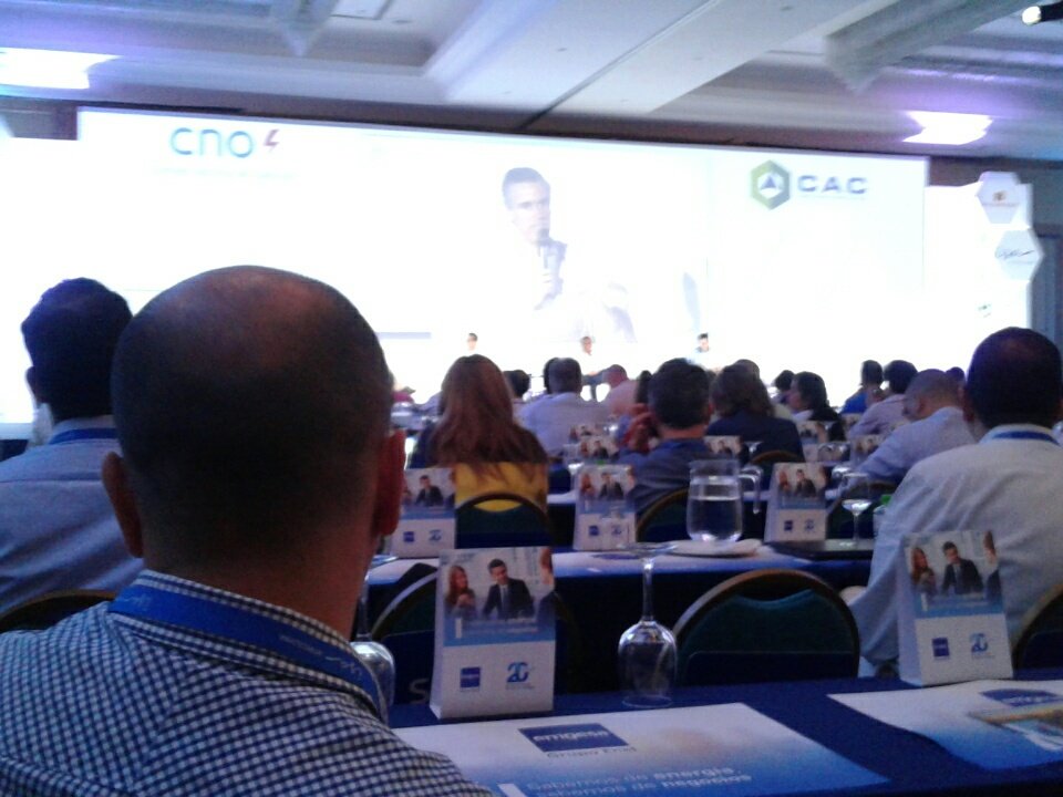 Acolgen's tweet photo. "el sector térmico ha sido importante para el desarrollo de proyectos de gas" #mem2017 https://t.co/b82Hulhmoj