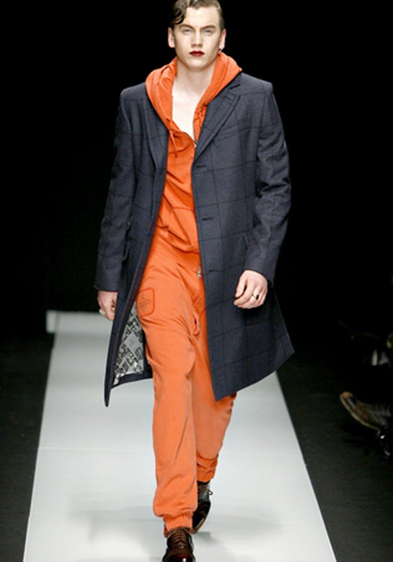 _tgeg's tweet photo. If all you could wear was Alcatraz orange - would wear this? #fashion #hautecouture #prisonfashion #style #flythreads #keepthemystery https://t.co/u5uIBH4rpv
