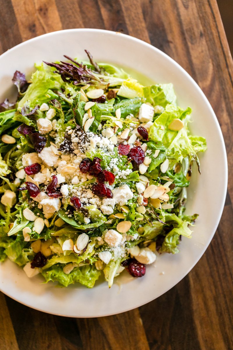 1885grill's tweet photo. Letβs lunch! Our salads and sandwiches make the perfect mid-day break.
#lunchplease #TGIF #CHAeats https://t.co/WzKznkYbaR