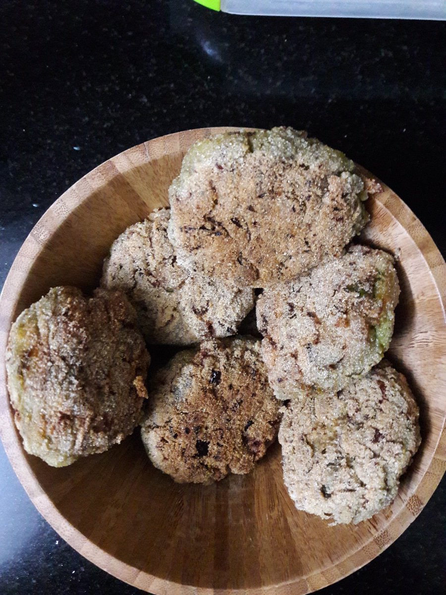 whimsical_mee's tweet photo. @foodienfabulous
They turned out lovely! π
#PrawnCutlets https://t.co/c7Fr0kFuhm