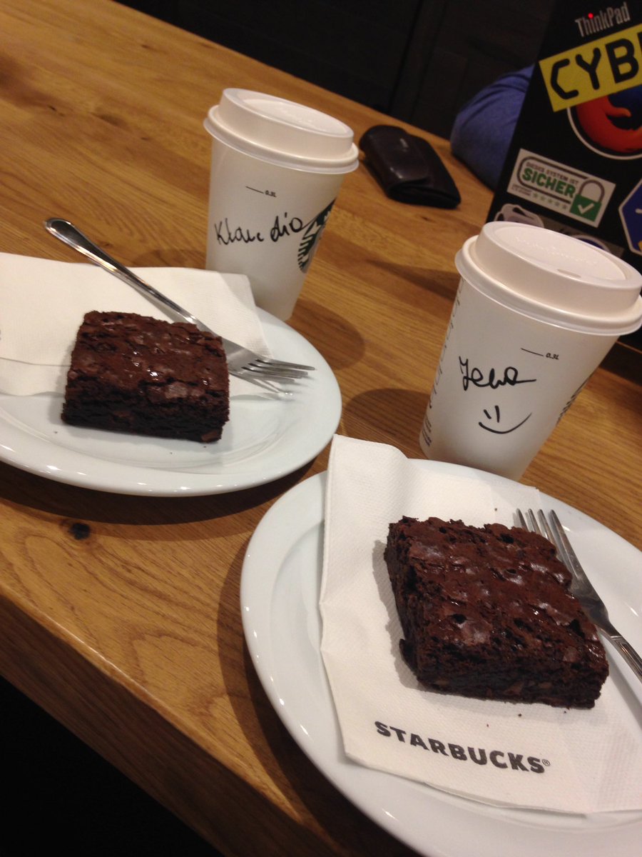 Princessss_eva's tweet photo. Latte with brownie and my lovely Klaudia☕️💕💕 https://t.co/FKb4D2R6Af